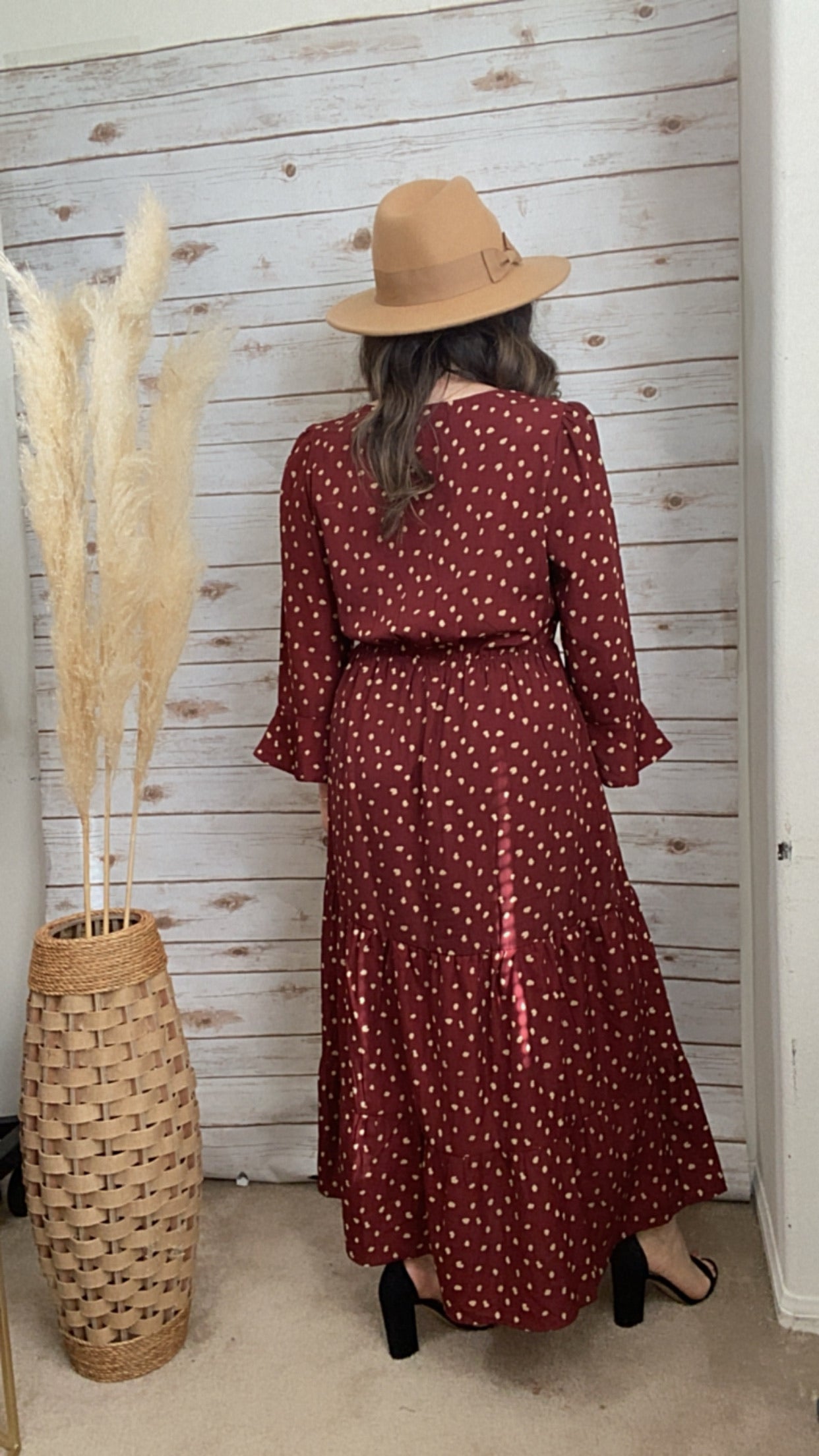 Leileen Wine Spotted Dress – Elizabeth's Boutique